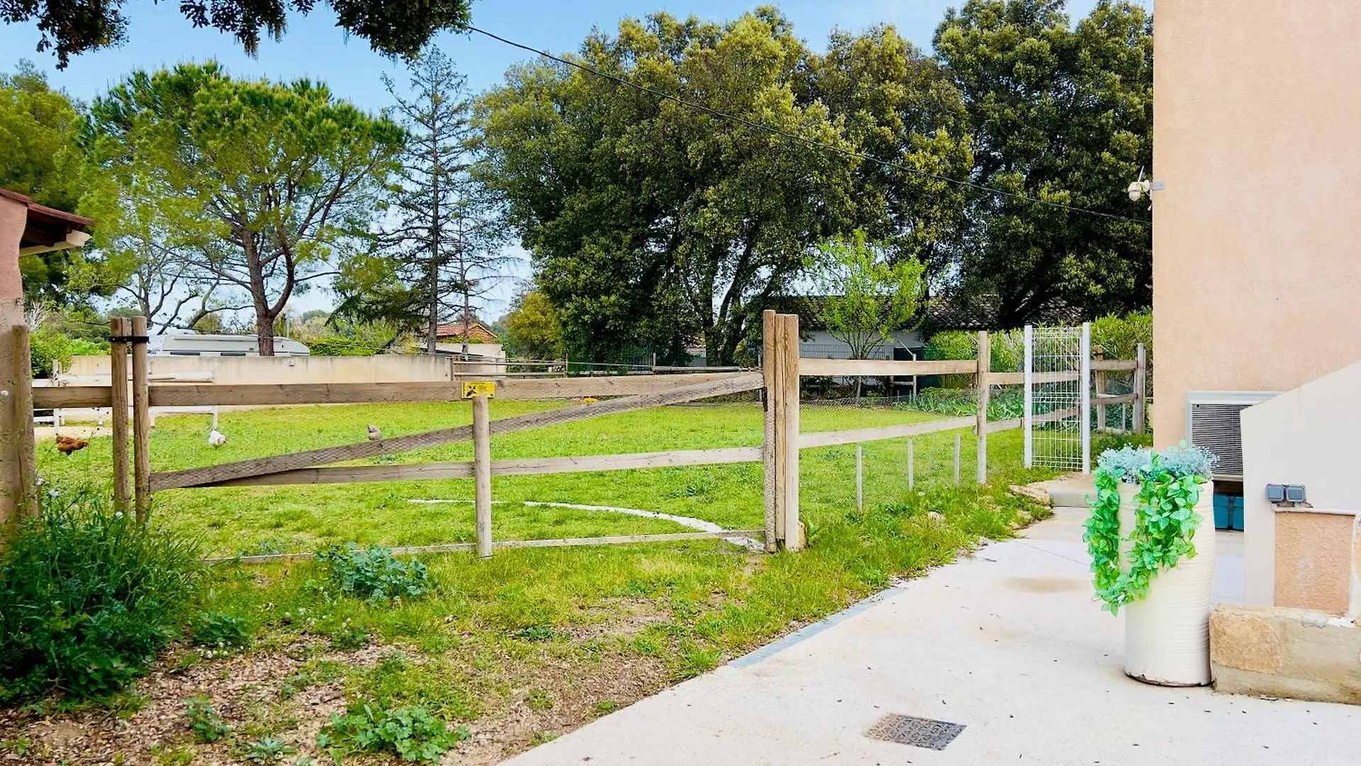 منزل للإقامة Chez Boi-Boi,Nature Et Calme-Clim-Box Cheval-4 Personnes إستريس