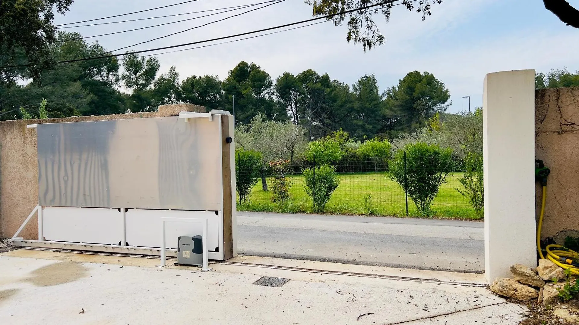 منزل للإقامة Chez Boi-Boi,Nature Et Calme-Clim-Box Cheval-4 Personnes إستريس